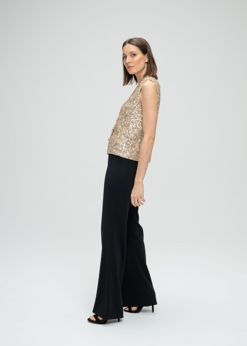 Pantalon fluide noir coupe évasée tissu ample taille haute