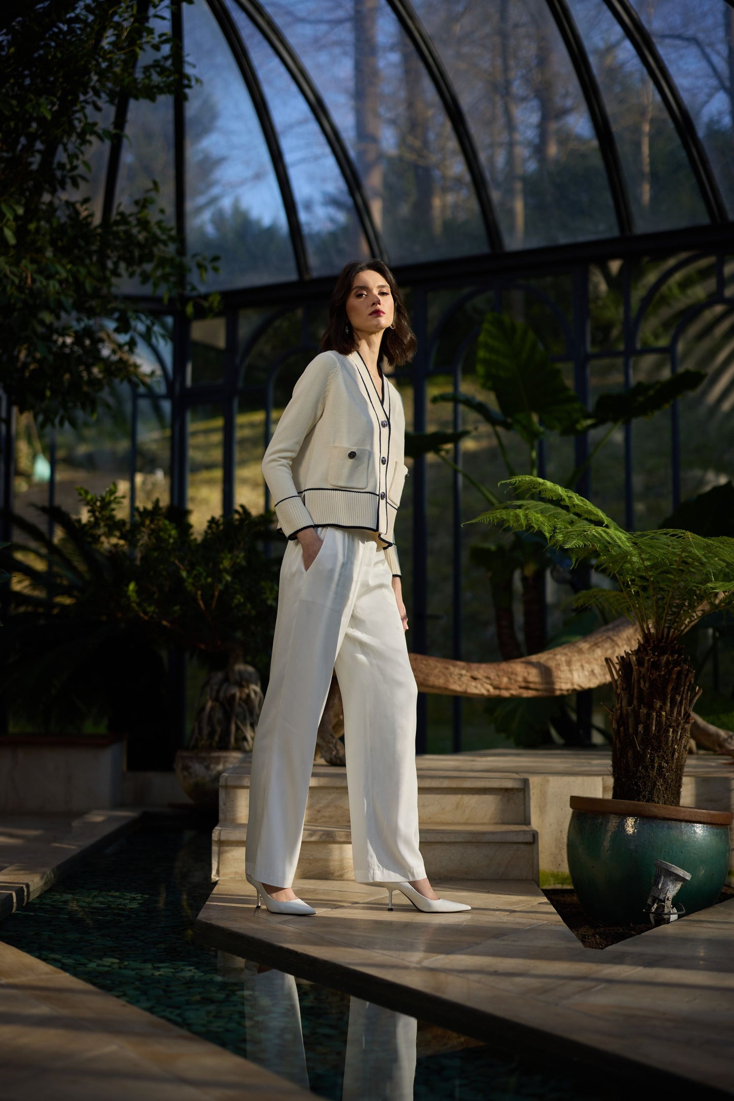 Pantalon droit en soie blanc