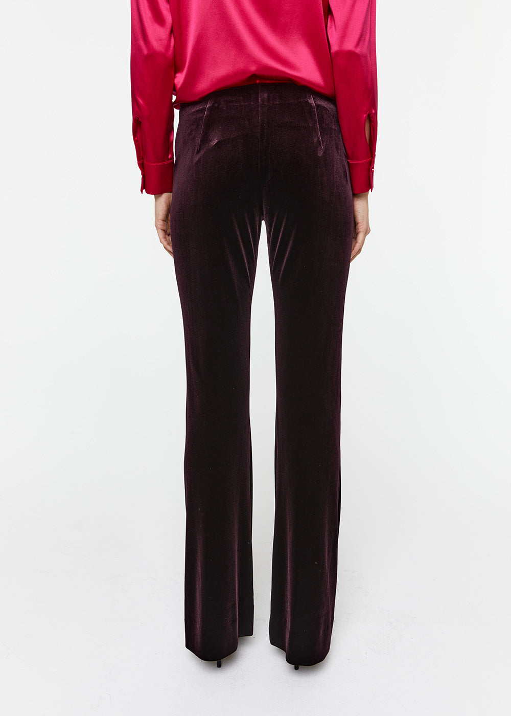 Pantalon coupe évasée en velours grenat et zip invisible