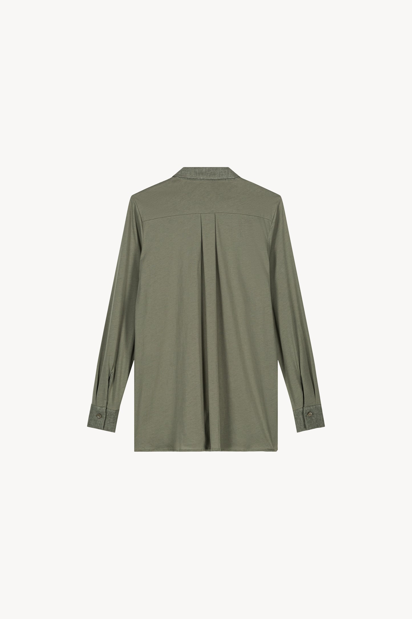 Chemise en jersey et lin vert pâle en lin naturel des boutons nacrés élégants et un bouton sur les manches