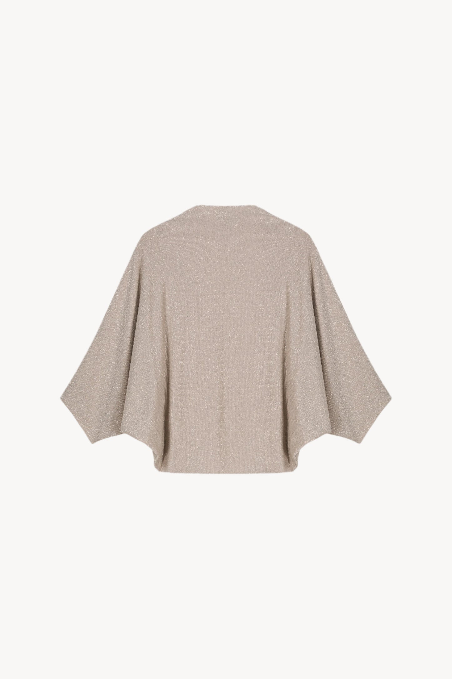 Avec son drapé fluide et ses manches trois-quarts, ce gilet or brillant ajoute une touche élégante et confortable à vos tenues.