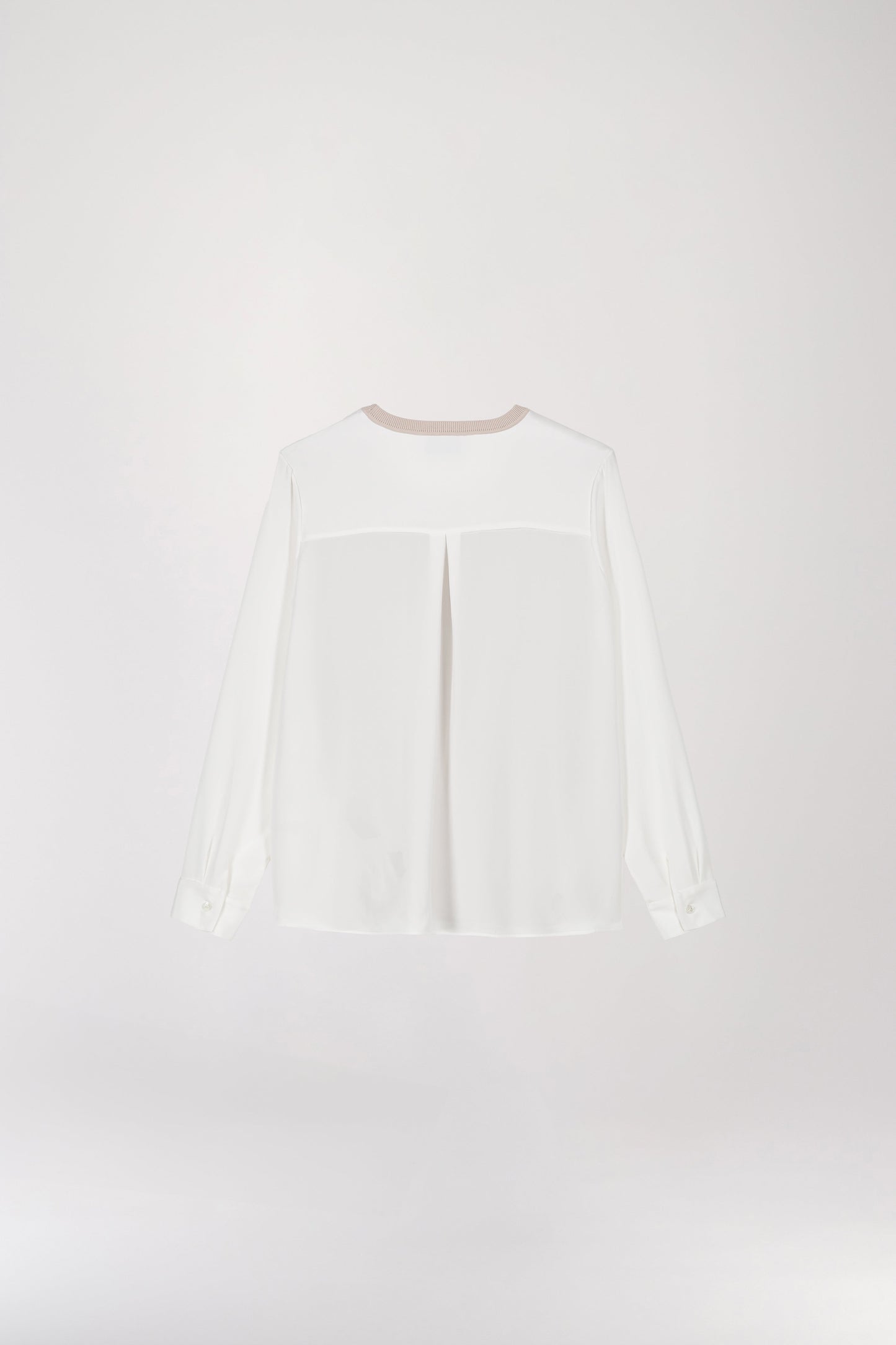 Concrete trompe-l'oeil two-material sweater