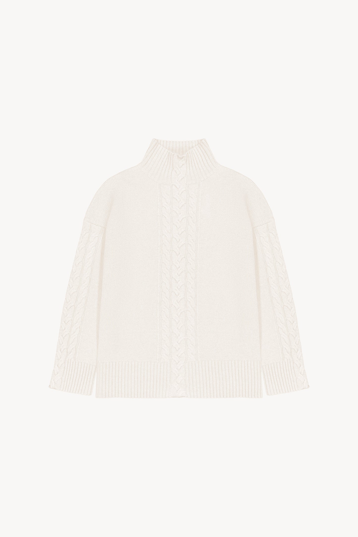 Pull blanc avec une coupe droite. Col montant. Tricot torsadé. Ouvertures latérales. Maille 100% cachemire.