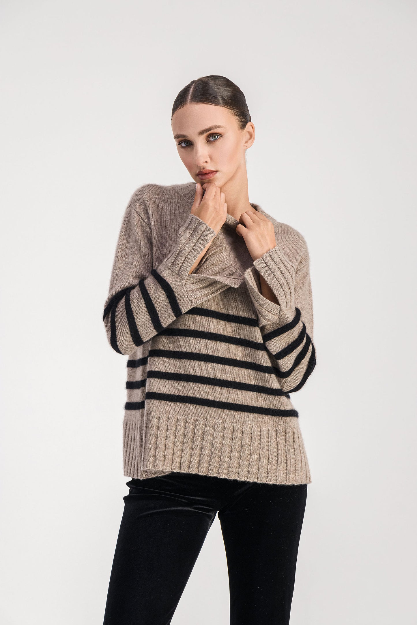 Medium taupe sailor sweater