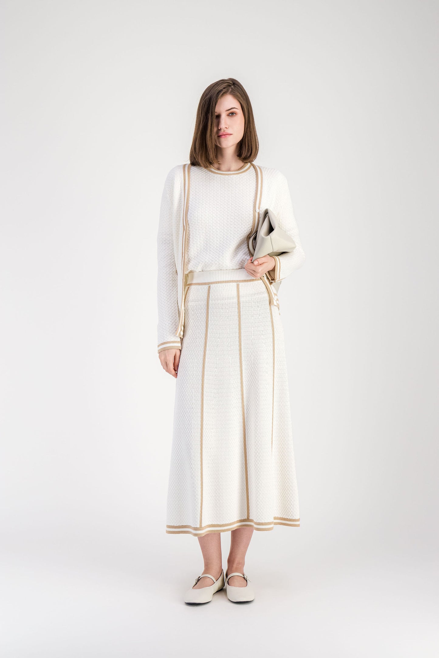 Cardigan ajusté beige moyen à col V