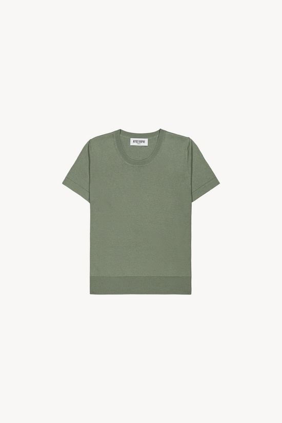 Mélange de soie et de coton, ce t-shirt sauge à col rond