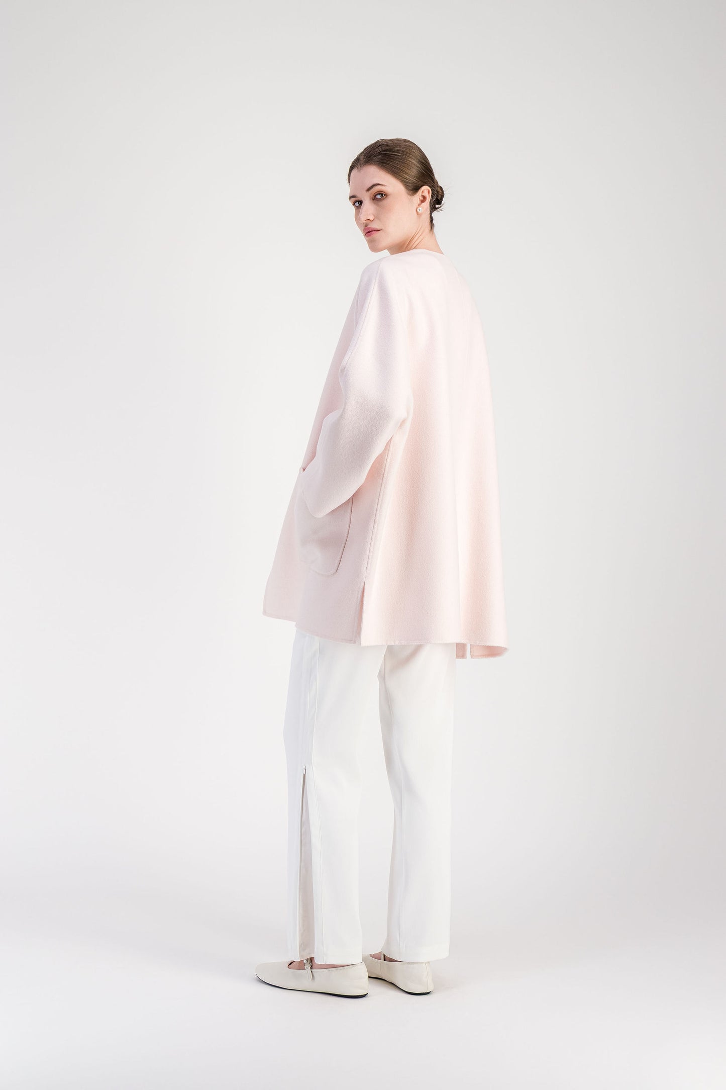Manteau long rose pâle en cachemire double face