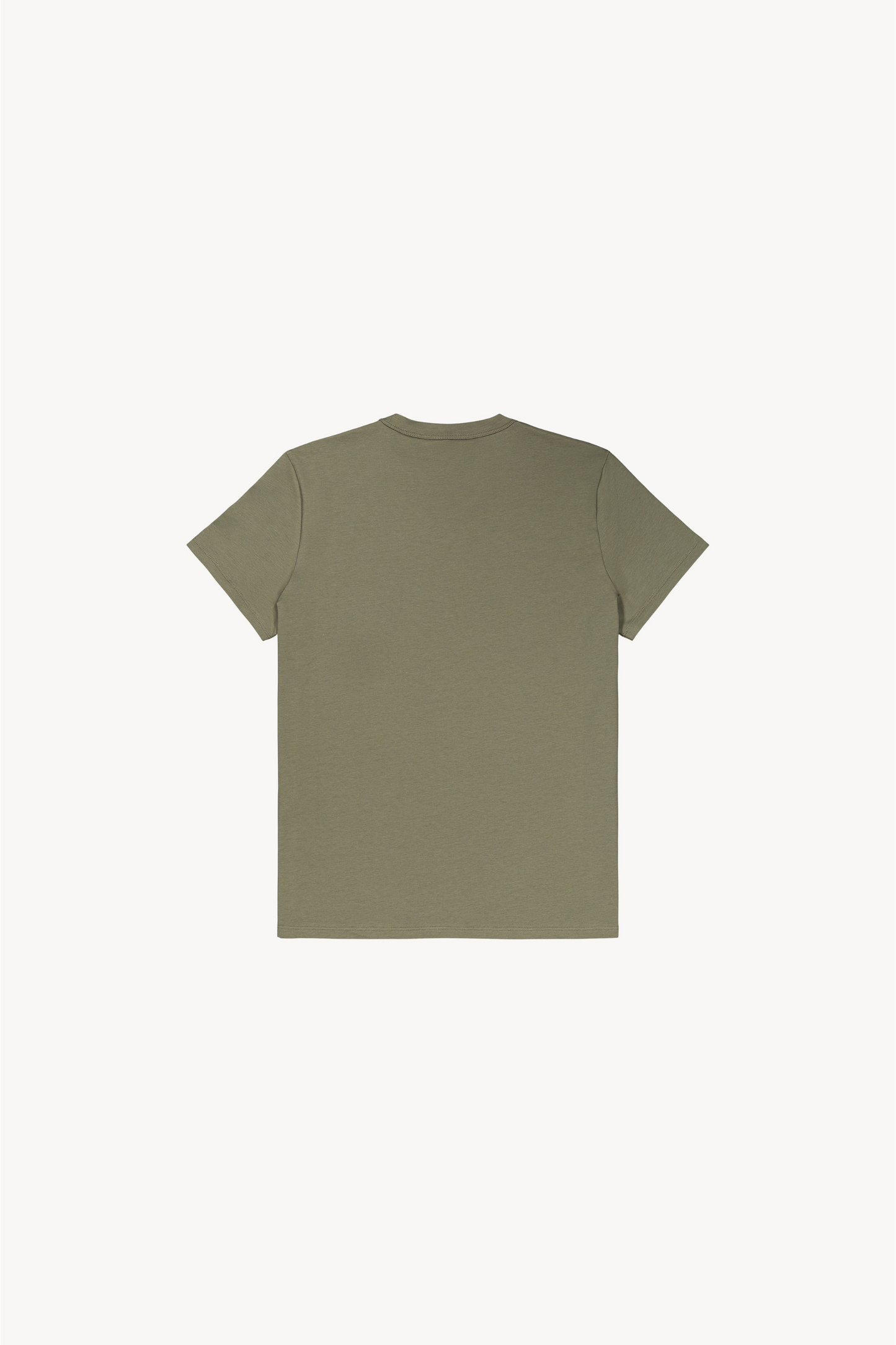 Ce t-shirt kaki à col rond et manches courtes, avec sa broderie en perles en forme de cœur et sa coupe moderne