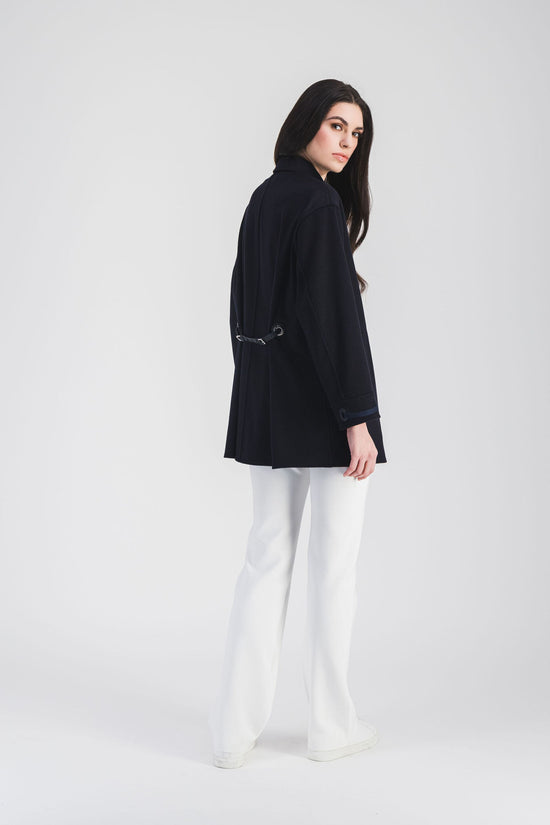 Manteau oversize en cachemire avec détails en cuir