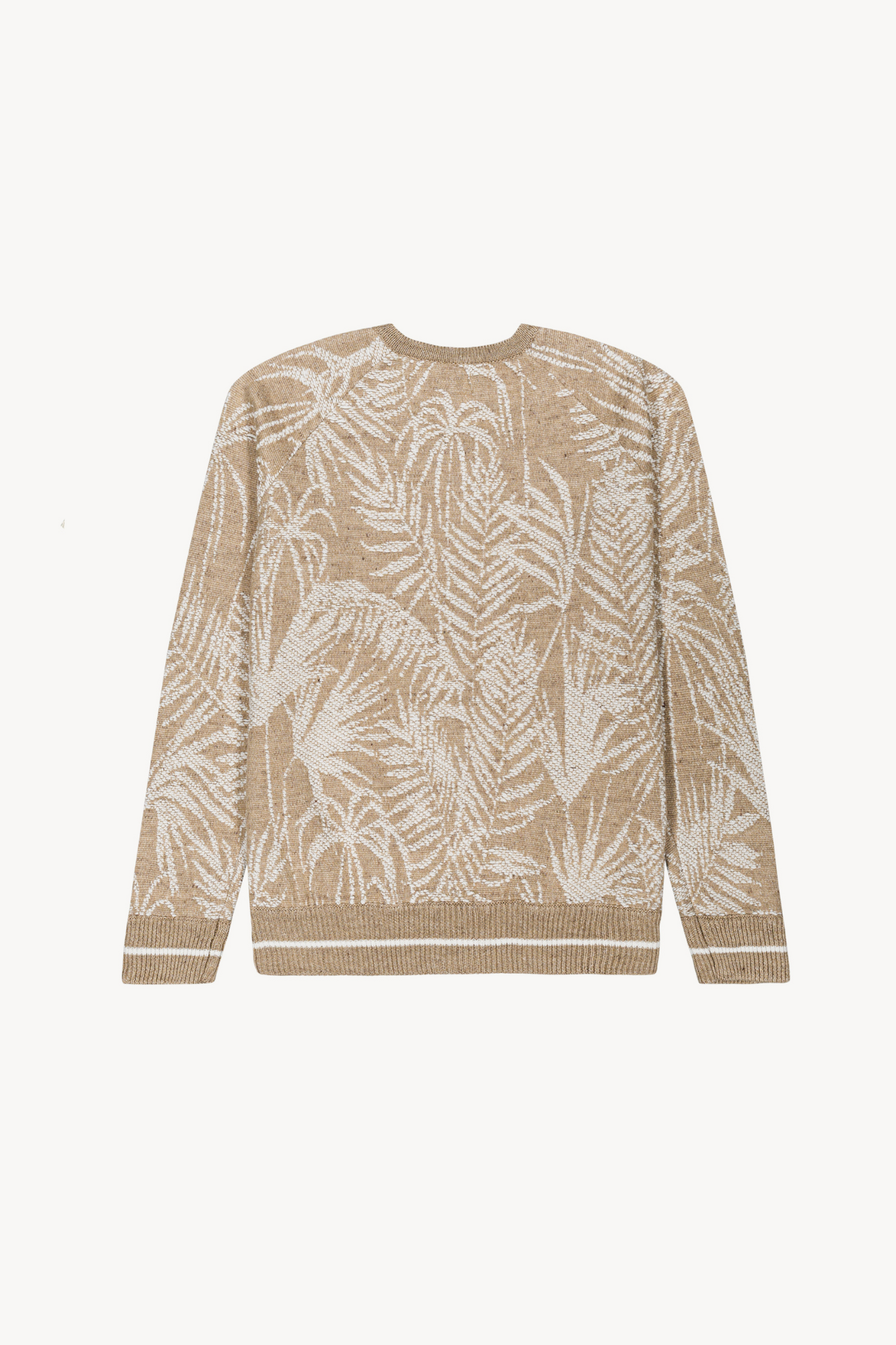 Détail du gilet en lin et coton avec maille fantaisie palmiers, mettant en valeur les finitions côtelées et le design moderne.