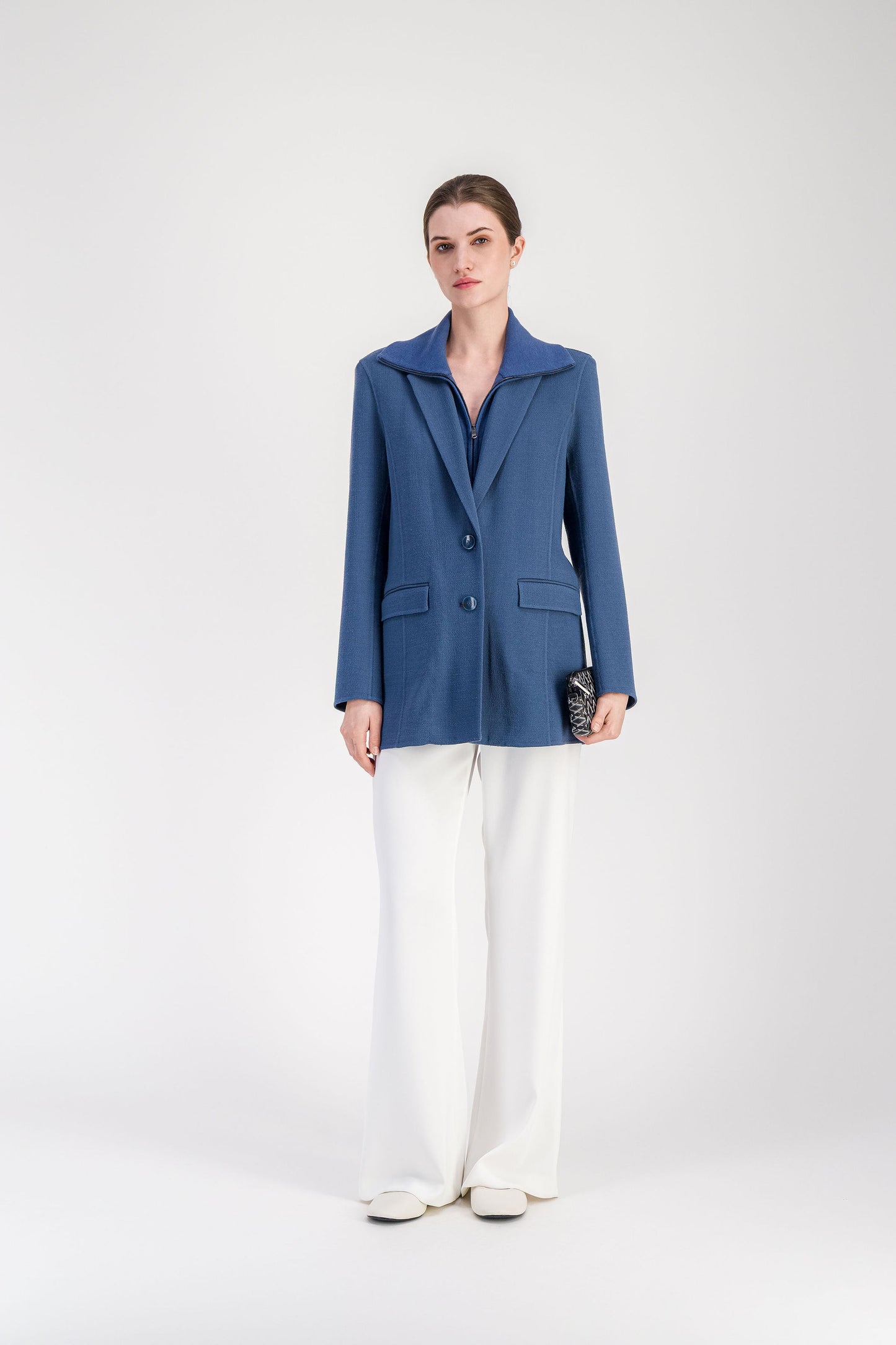 Veste tailleur bleu denim double face à col zippé