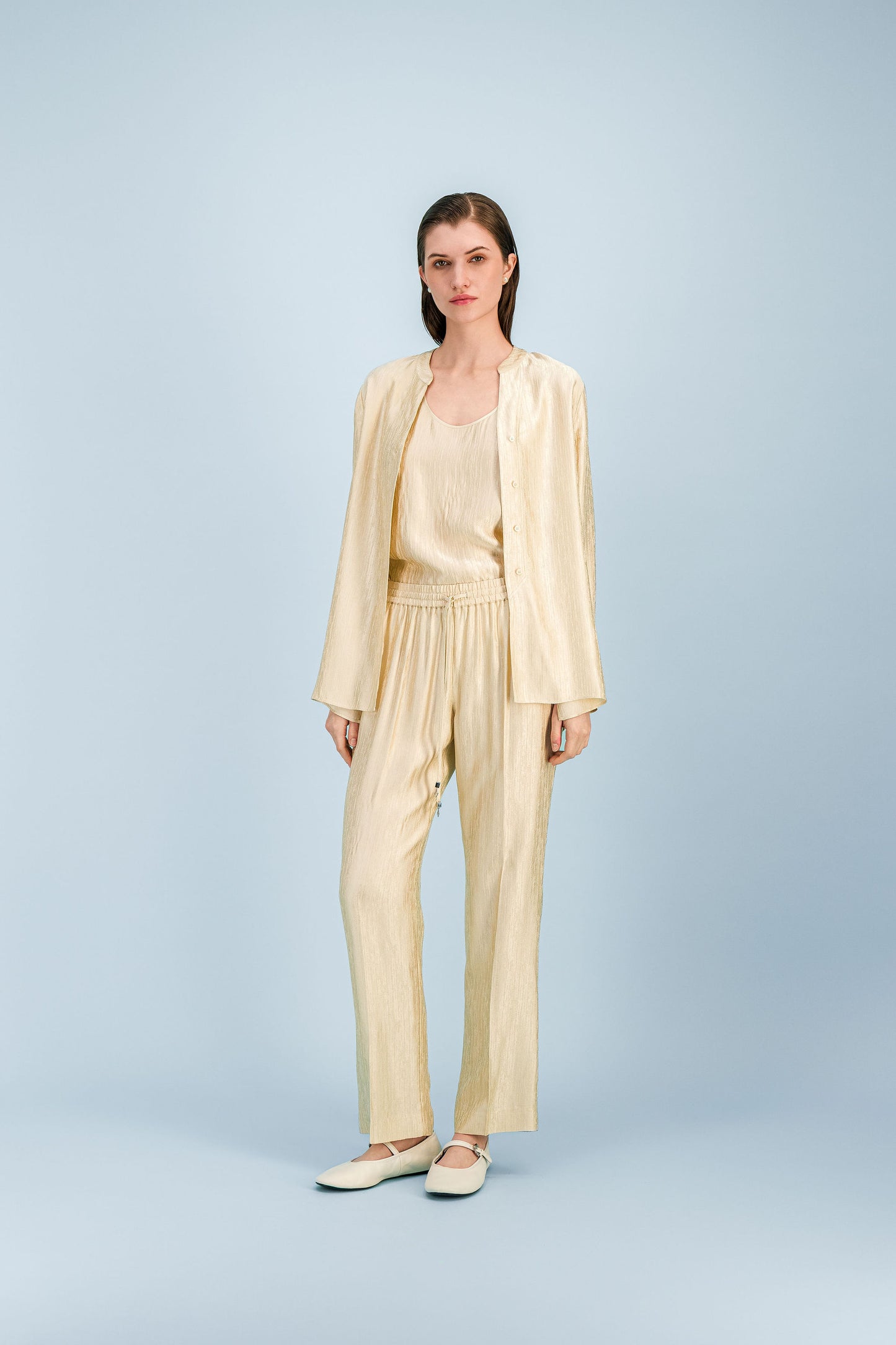 Tunique fluide jaune clair à col tunisien