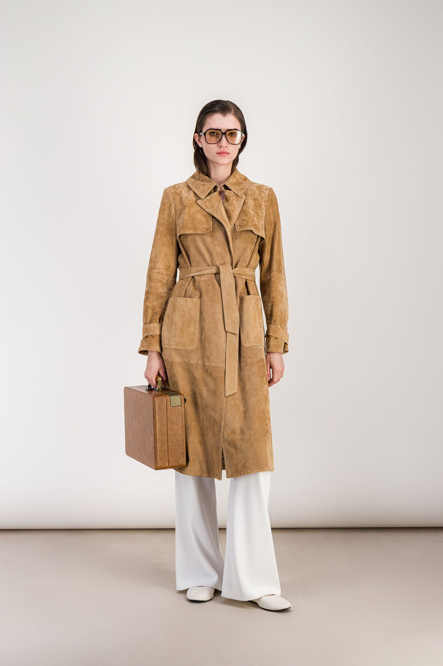 Trench-coat ajusté en daim beige moyen