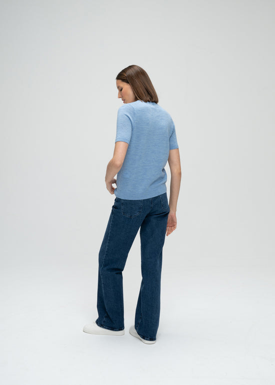 T-shirt en laine bleu à col rond et bords côtelés