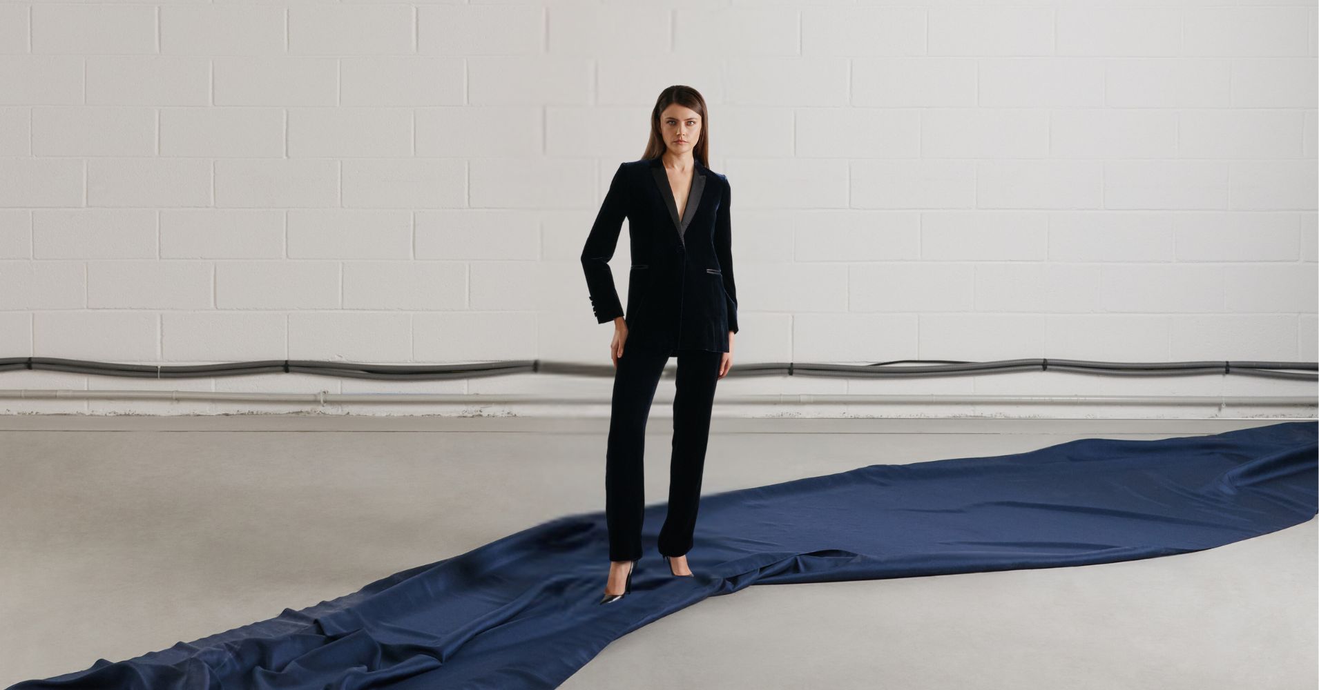 APOSTROPHE PARIS - Vêtements femme haut de gamme