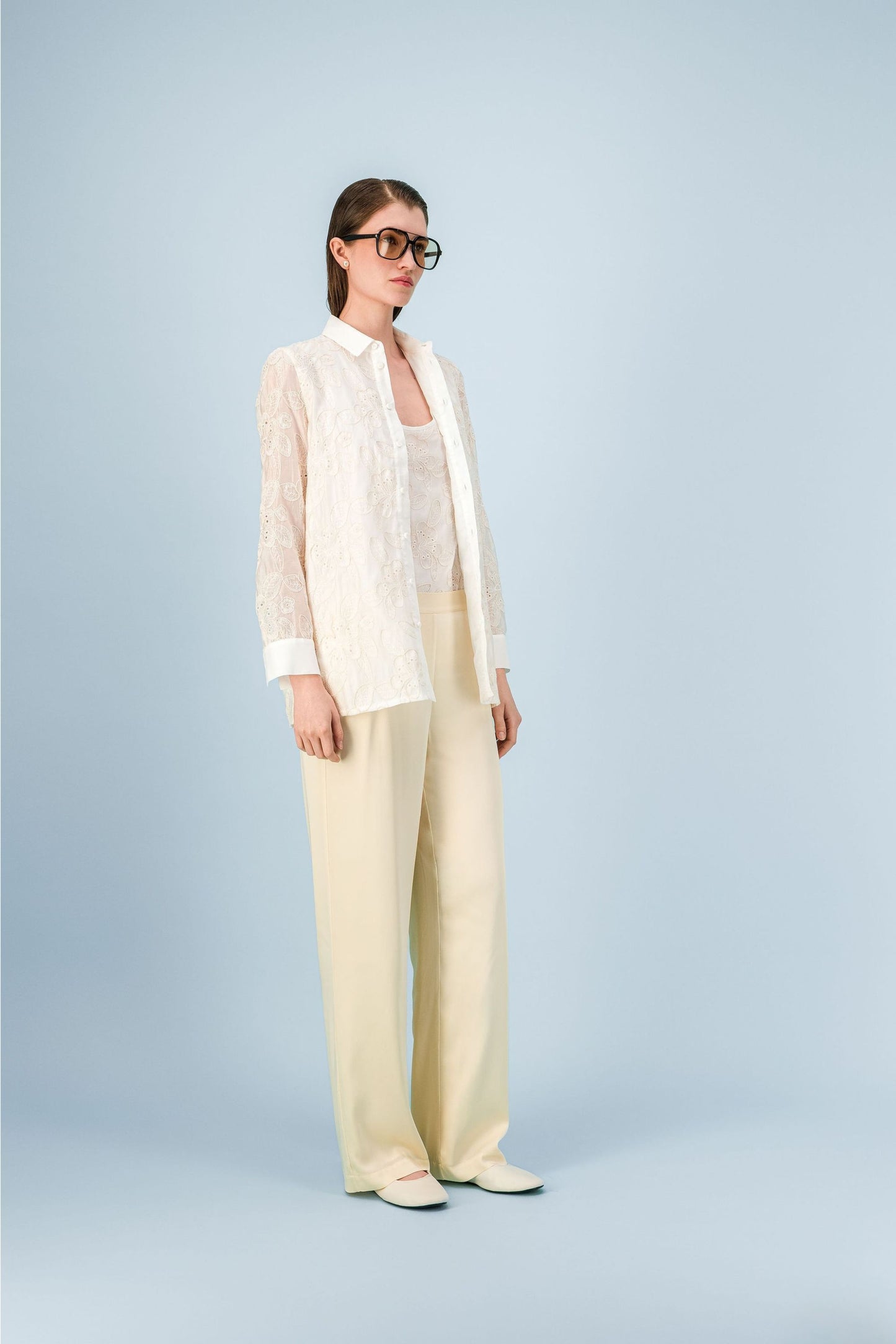 Chemise droite blanc cassé  en dentelle coton