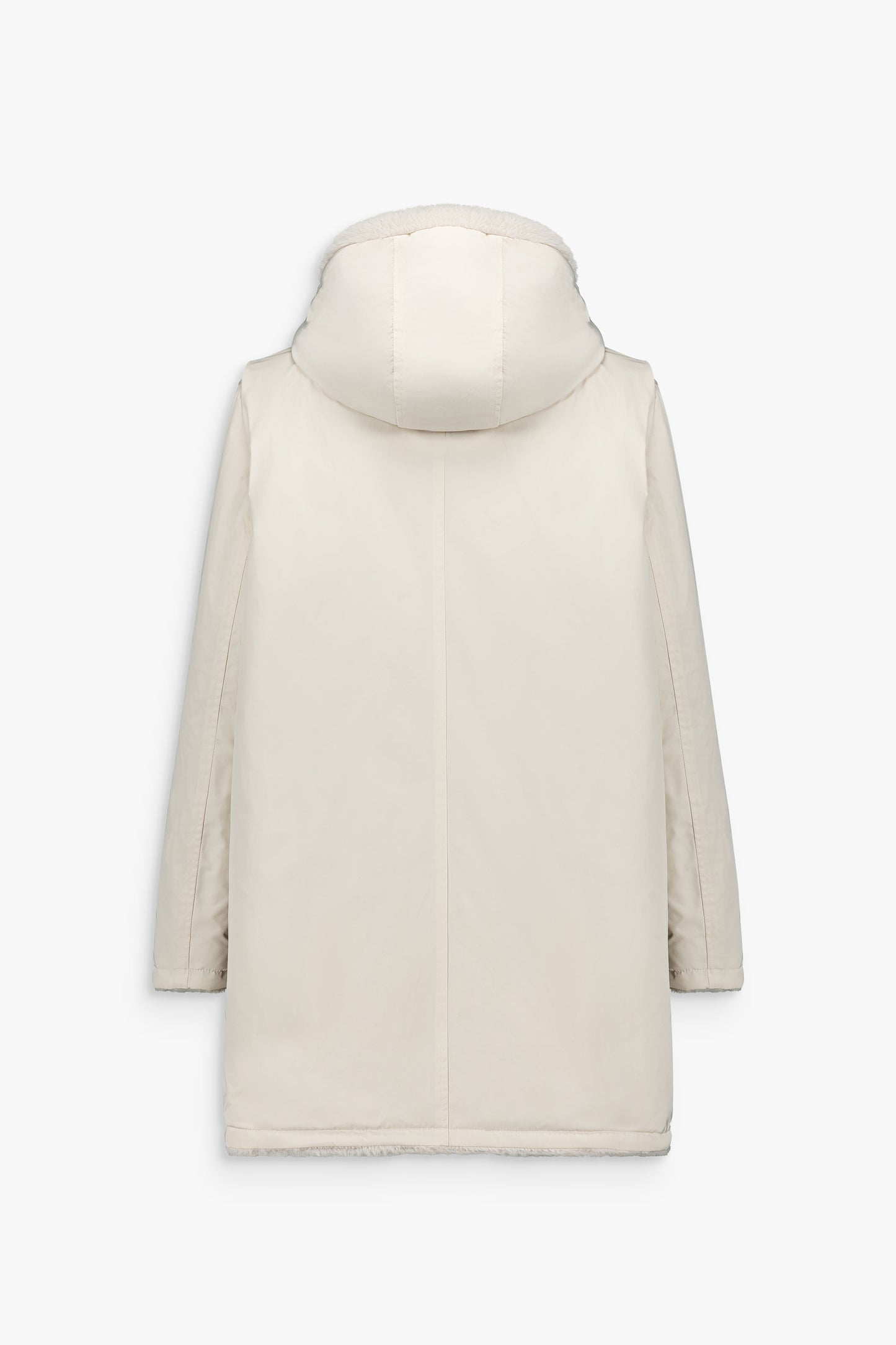 Manteau clair réversible, fourrure d’un côté, face lisse de l’autre, capuche bijoux et coupe droite.