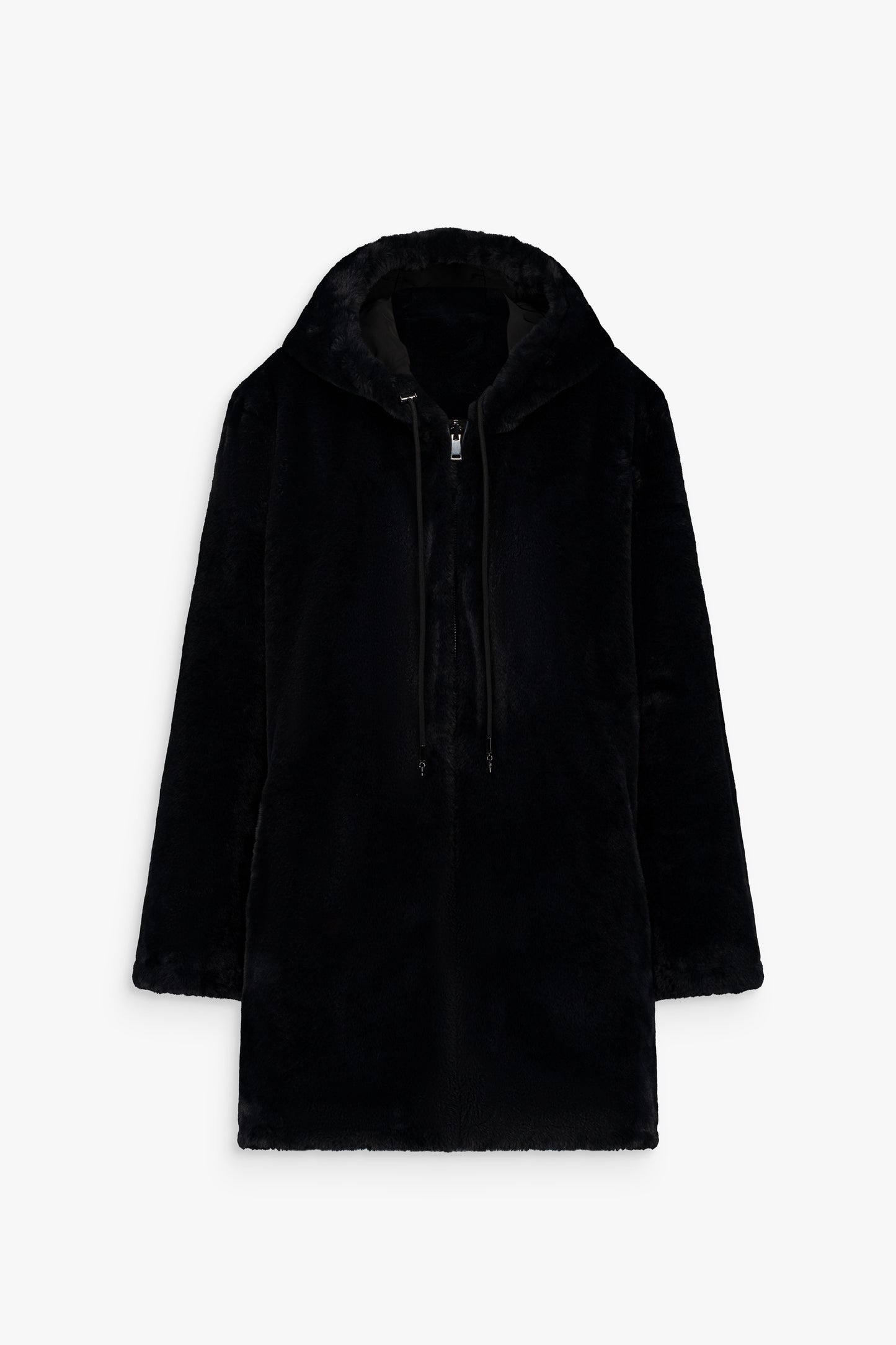 Manteau long noir, réversible, fourrure veloutée bleu nuit et face lisse résistante à l’humidité.
