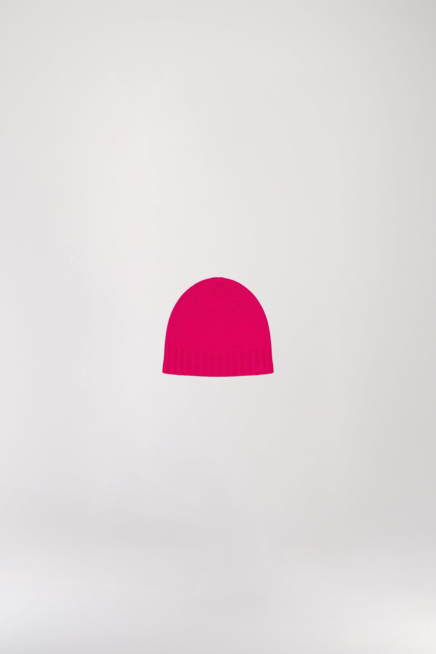 Raspberry cashmere hat