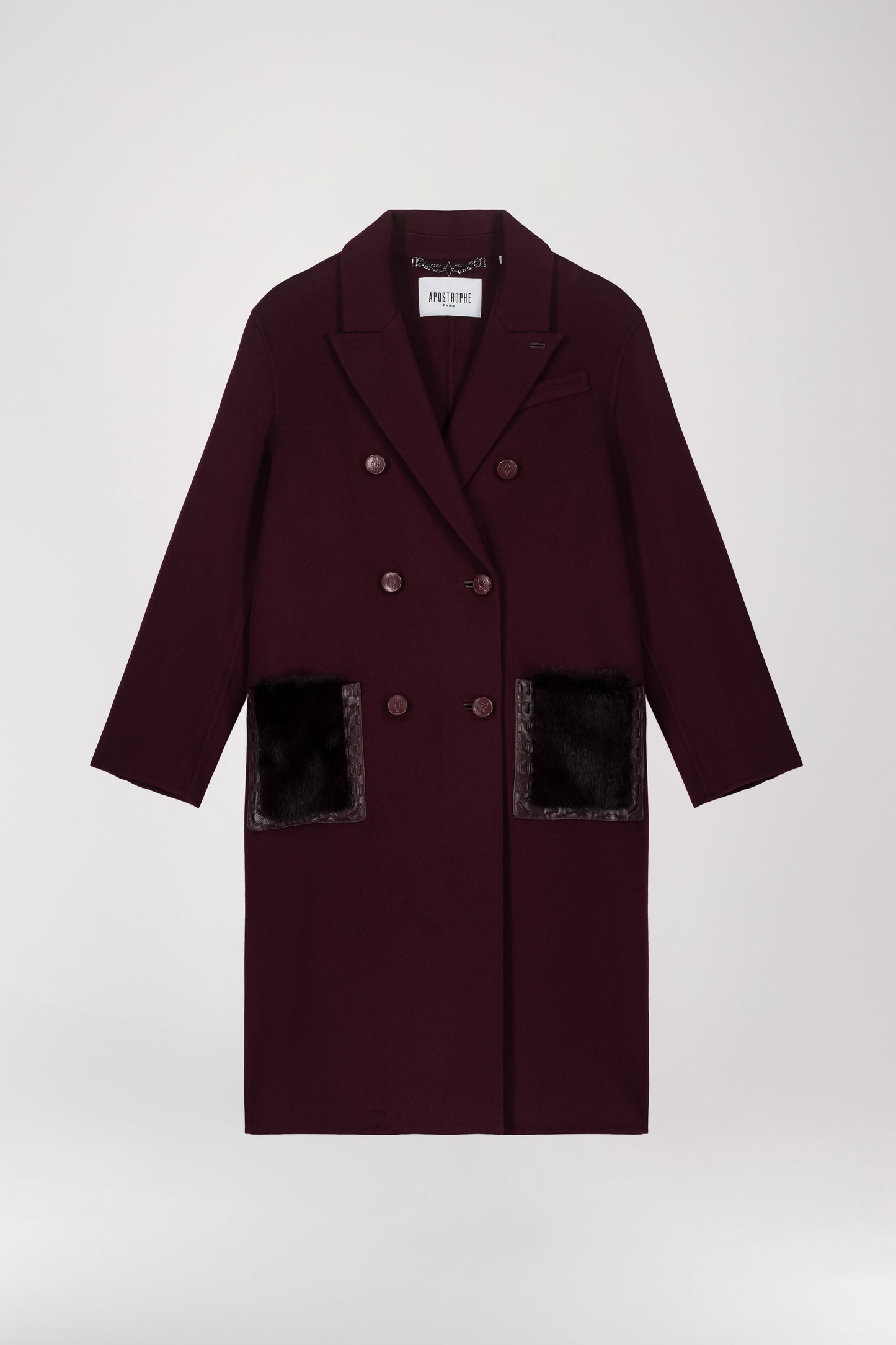 Mid-length coat with muscat fur pockets