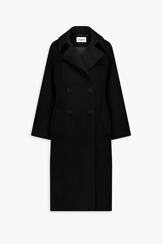 Manteau long noir en laine avec ceinture ton sur ton et poches passepoilées.