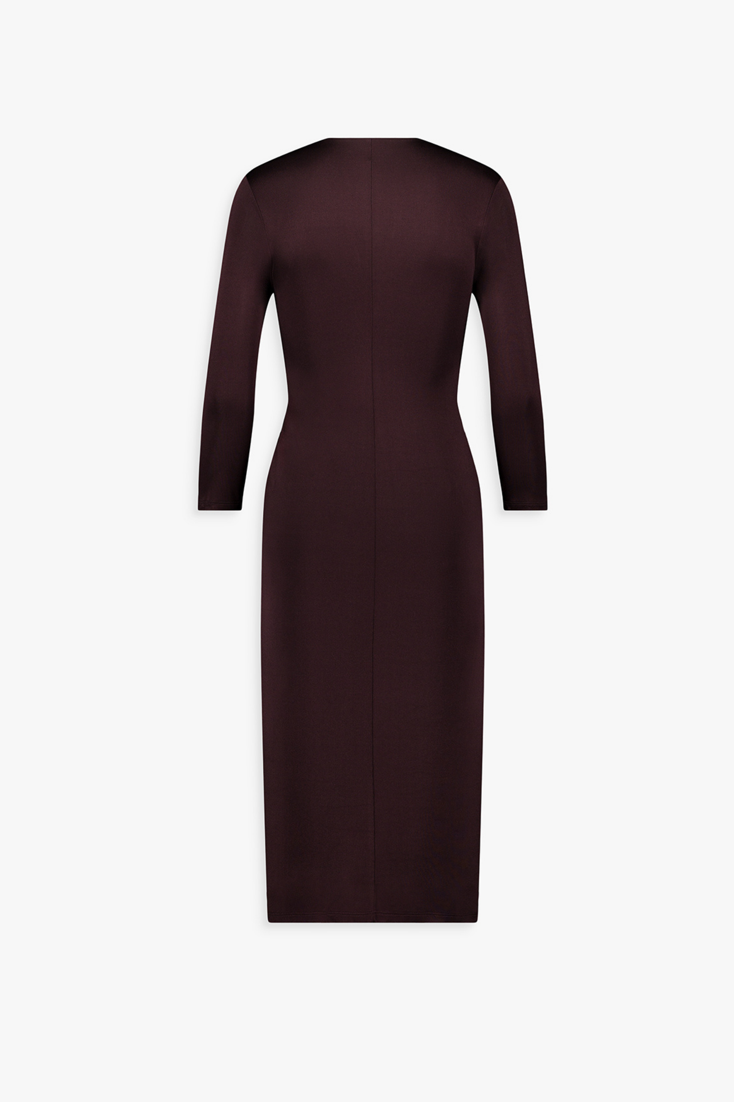 Robe longue grenat en soie à décolleté plongeant et plissés su r le devant.