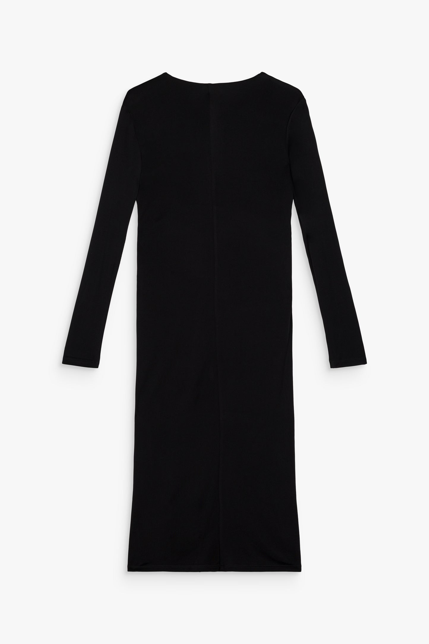 Robe en soie noire, élégante et chic, idéale pour soirées et événements.