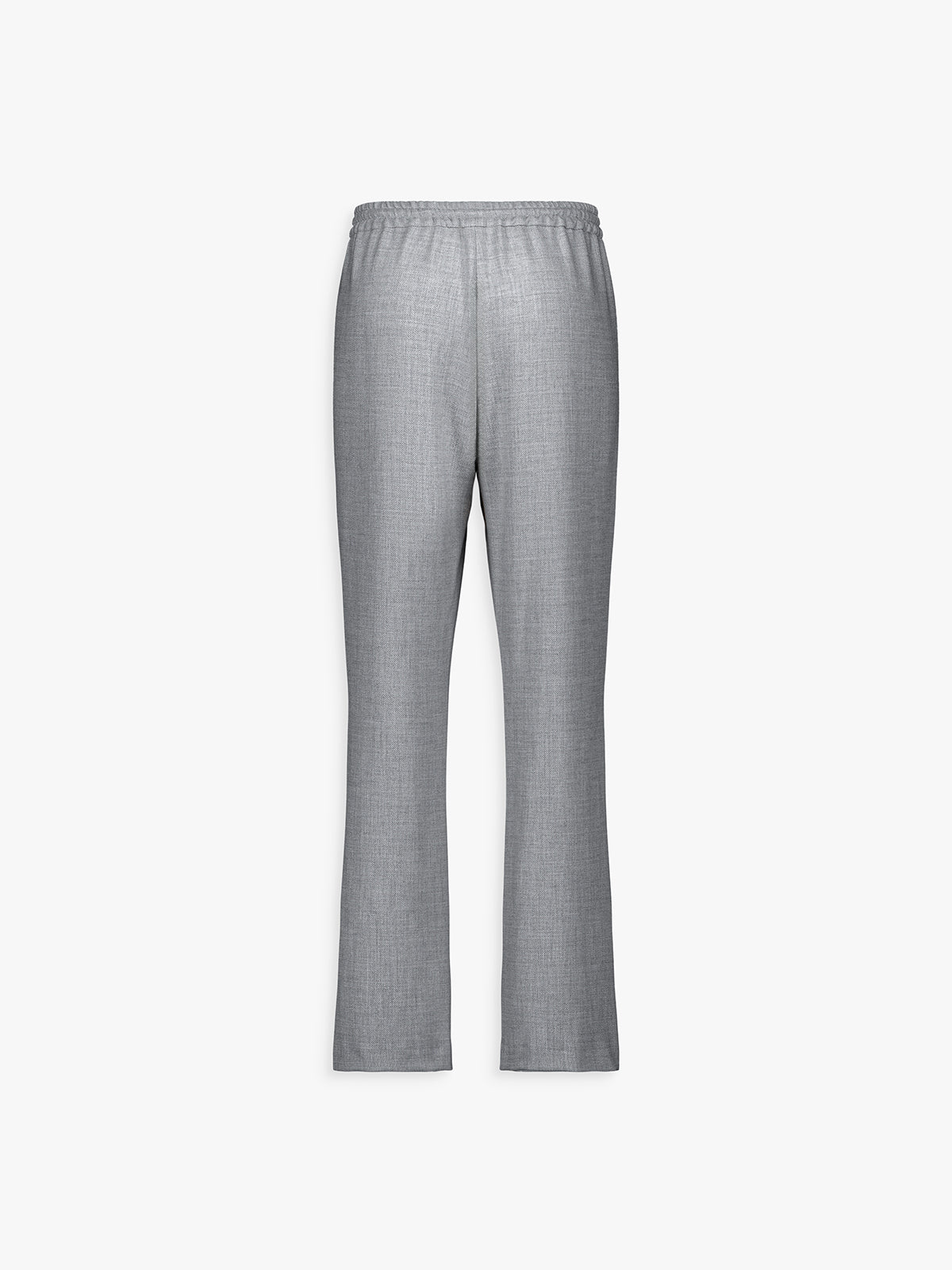 Pantalon droit gris moyen, coupe fluide avec finitions métalliques discrètes.