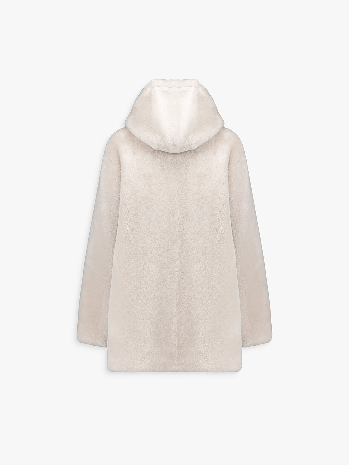 Manteau court en court avec une coupe droite classique.