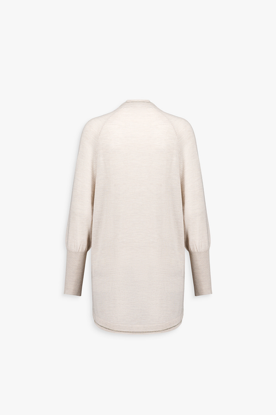 Dos du gilet beton, tombé fluide et finitions côtelées.