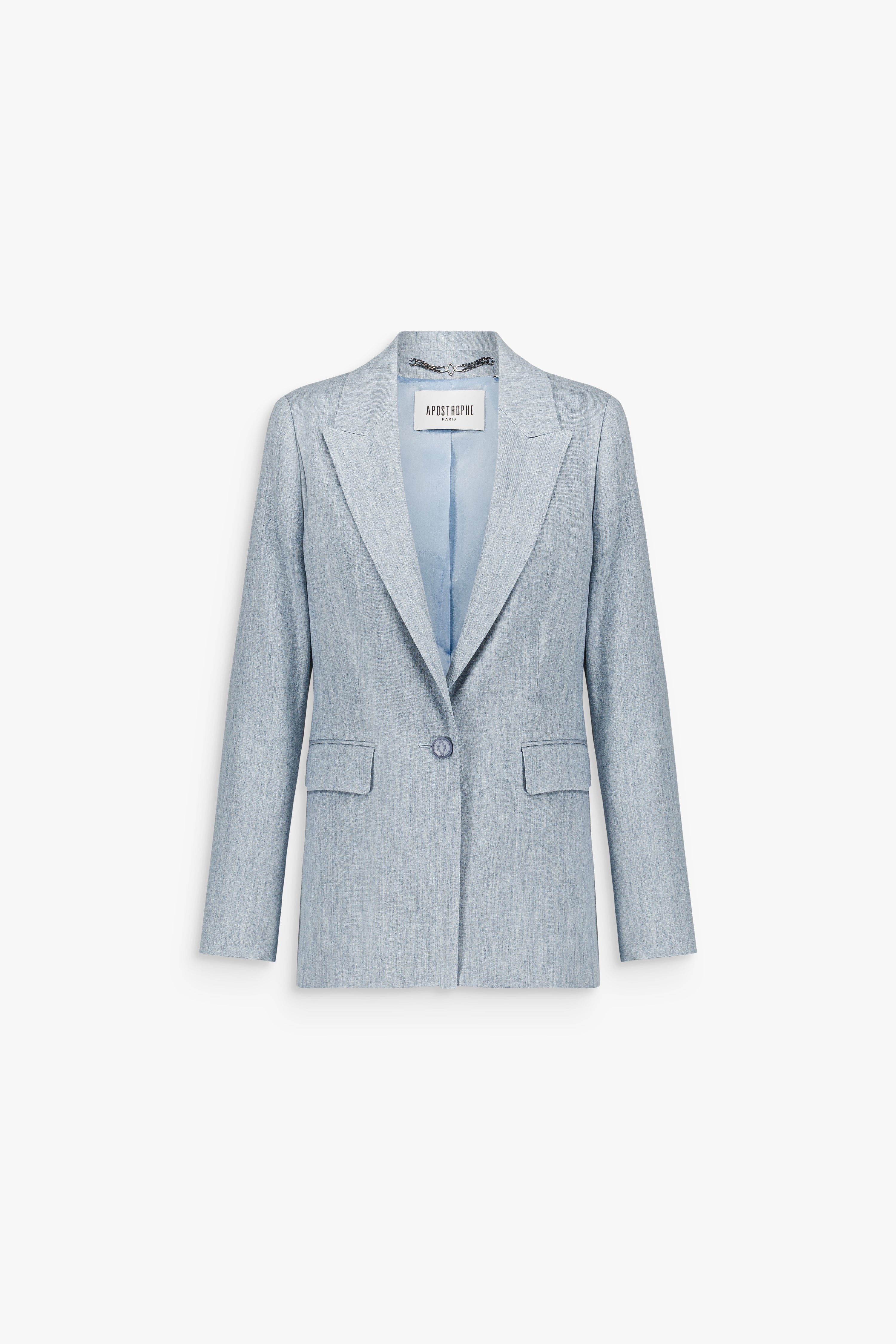Veste bleu denim à col tailleur et simple boutonnage, confectionnée dans une toile de lin mélangée texturée.