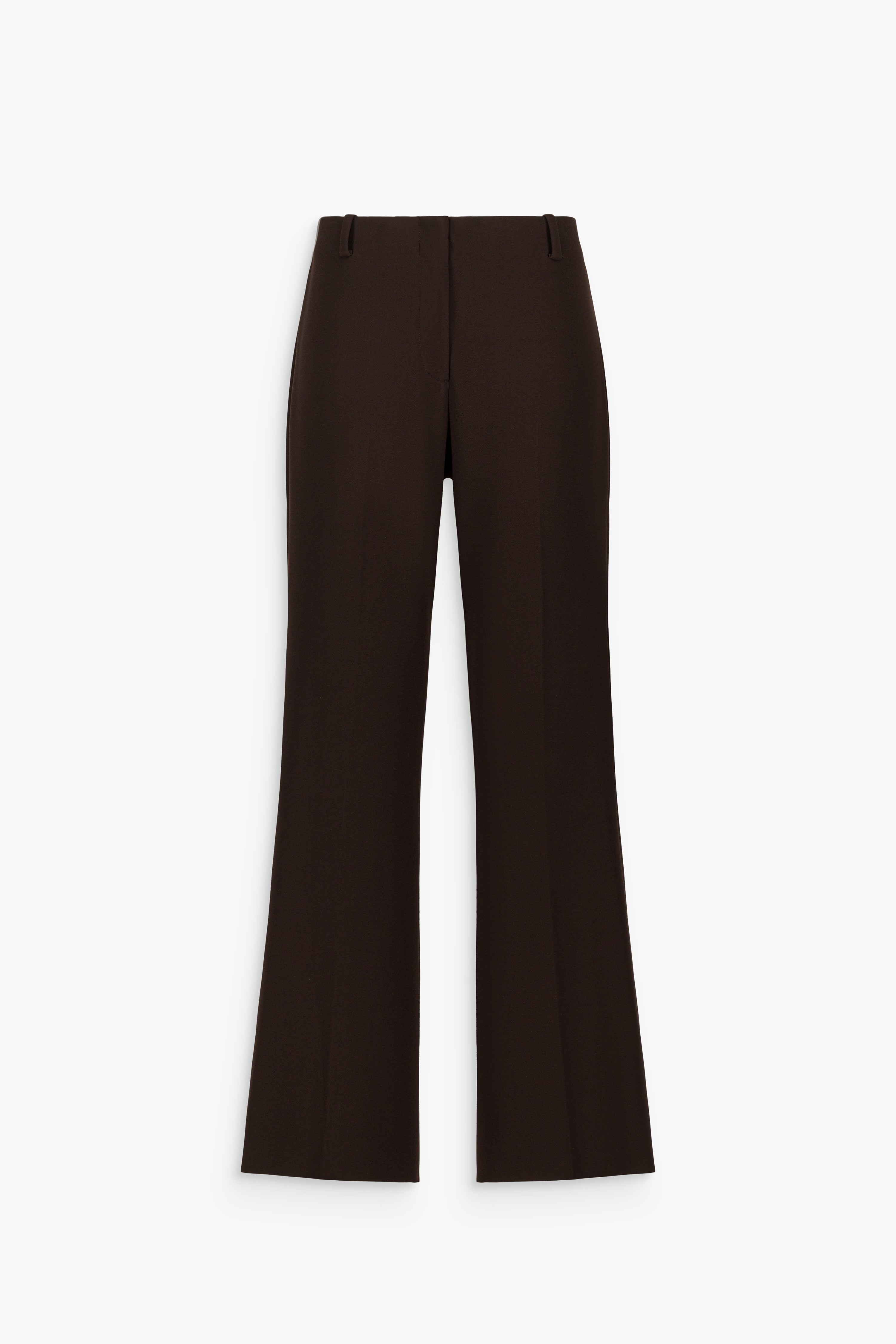 Pantalon tailleur droit marron à taille haute, plis marqués et braguette zippée sur le devant.