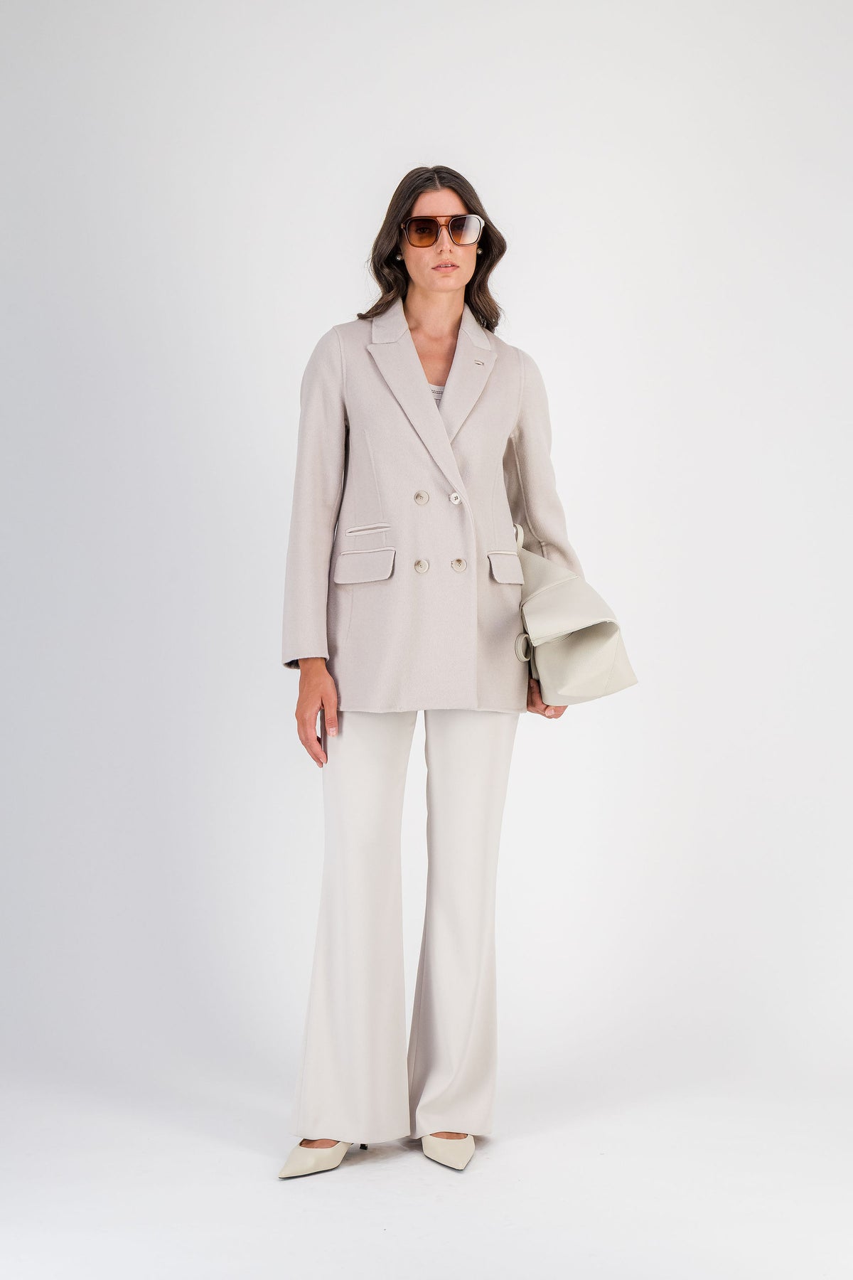 Manteau croisé ajusté en laine et cachemire béton