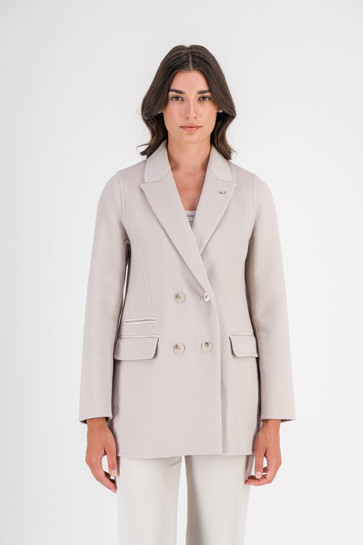 Manteau croisé ajusté en laine et cachemire béton