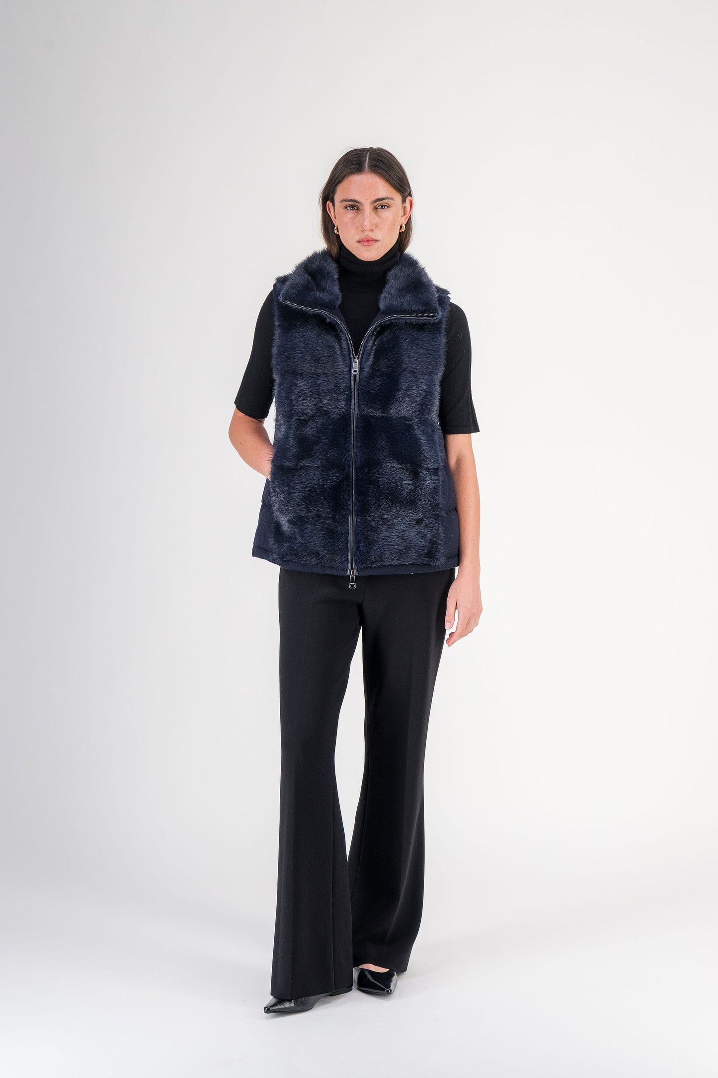 Manteau sans manches à col montant en vison marine