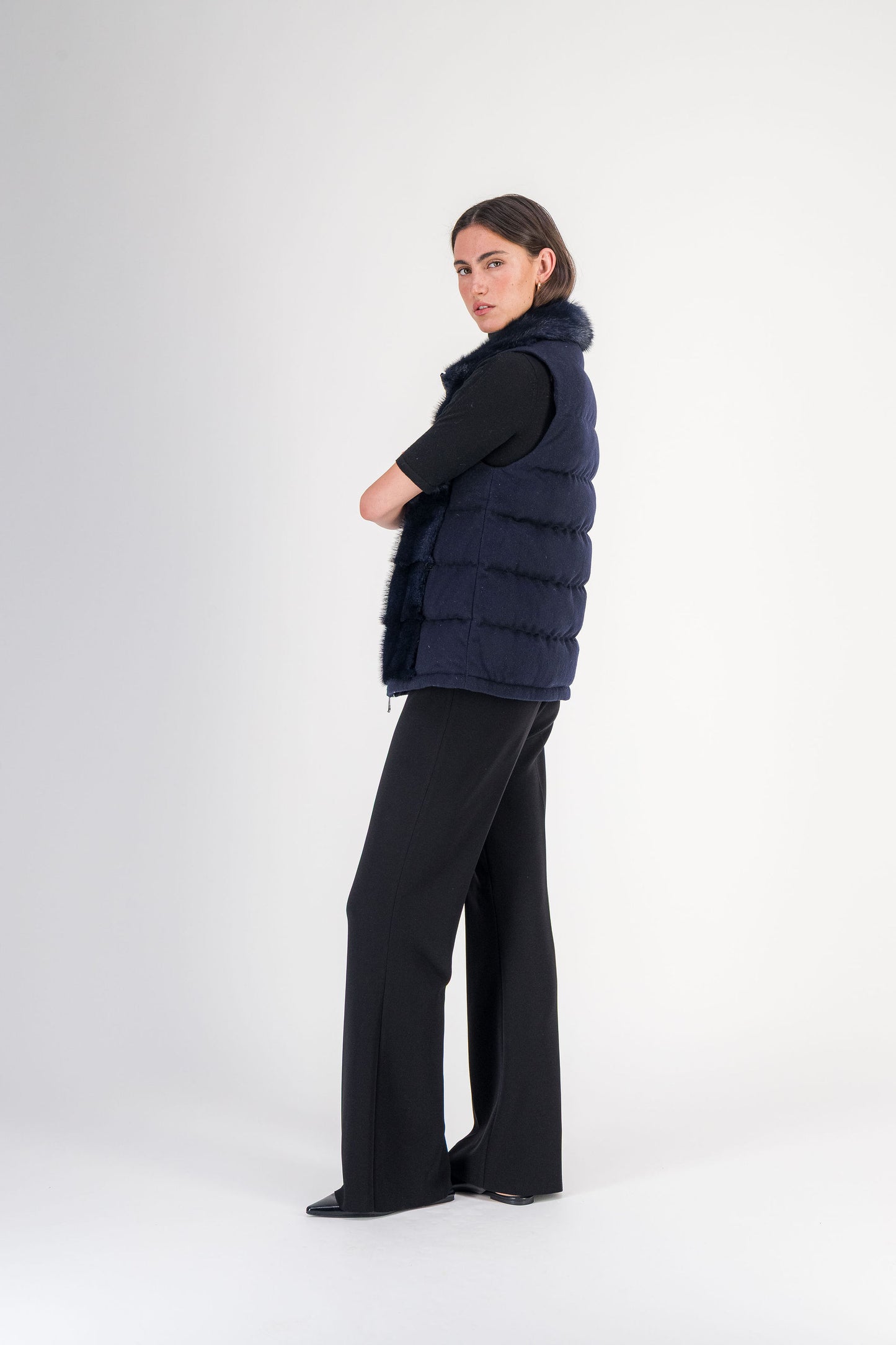 Manteau sans manches à col montant en vison marine