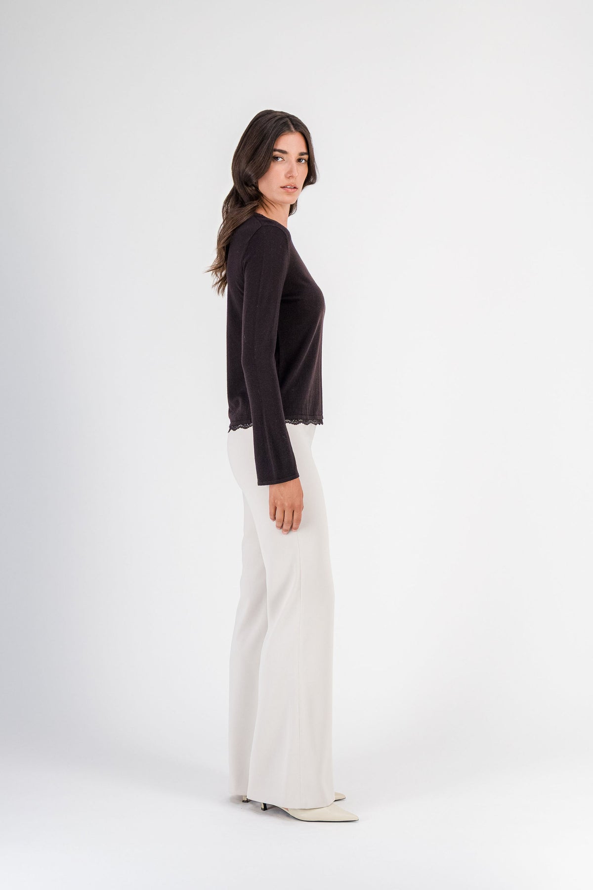 Top en mérinos bordé de dentelle marron foncé