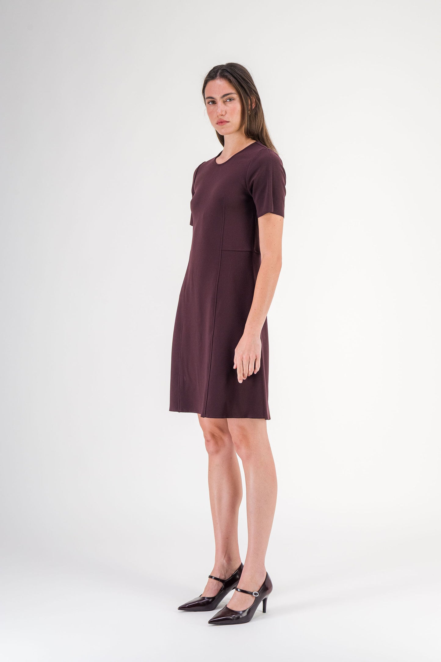 Robe midi droite à empiècements latéraux grenat