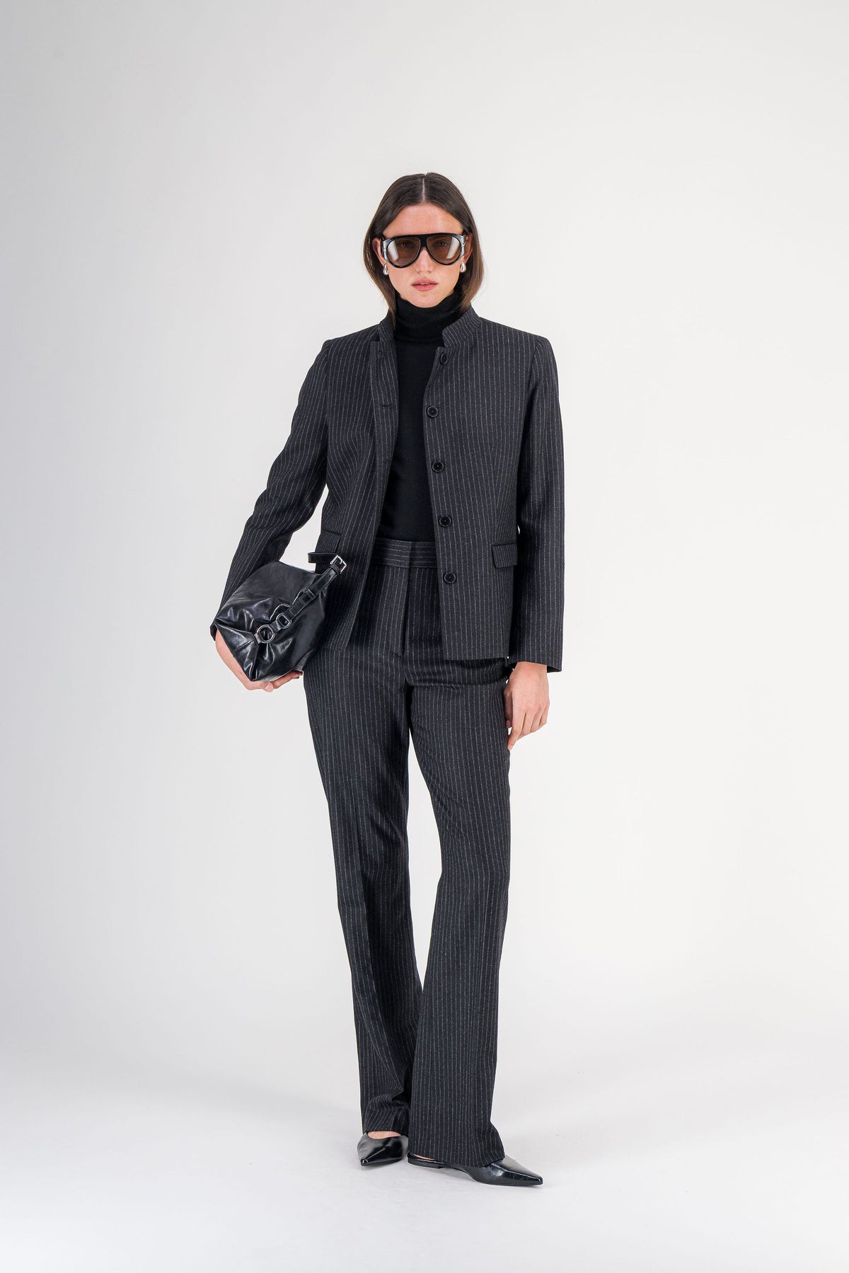 Pantalon droit à plis en laine et cachemire noir