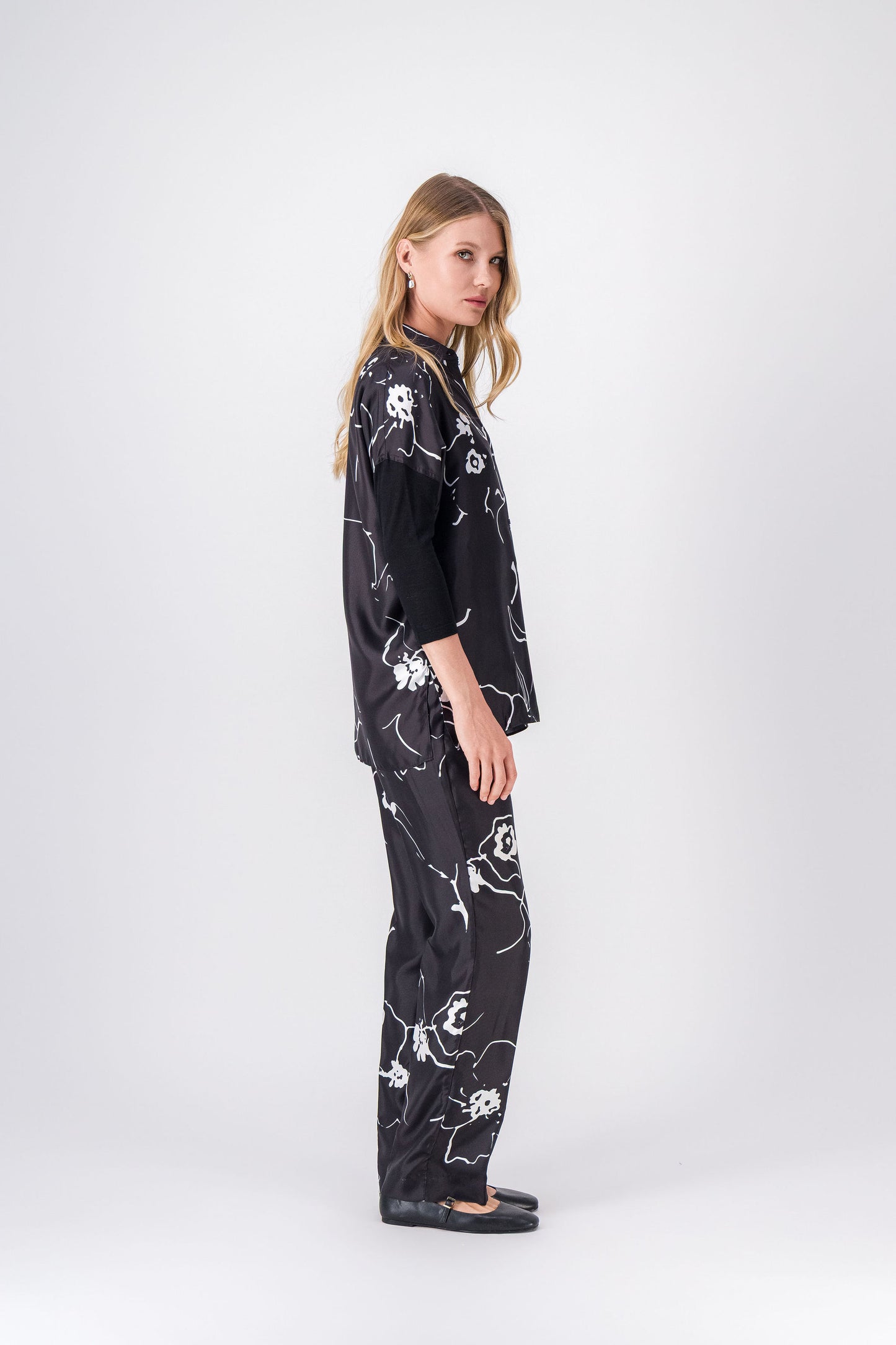 Pantalon en toile de soie imprimé