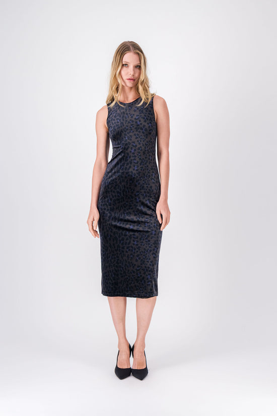 Robe longue sans manches imprimé léopard ébène coupe ajustée