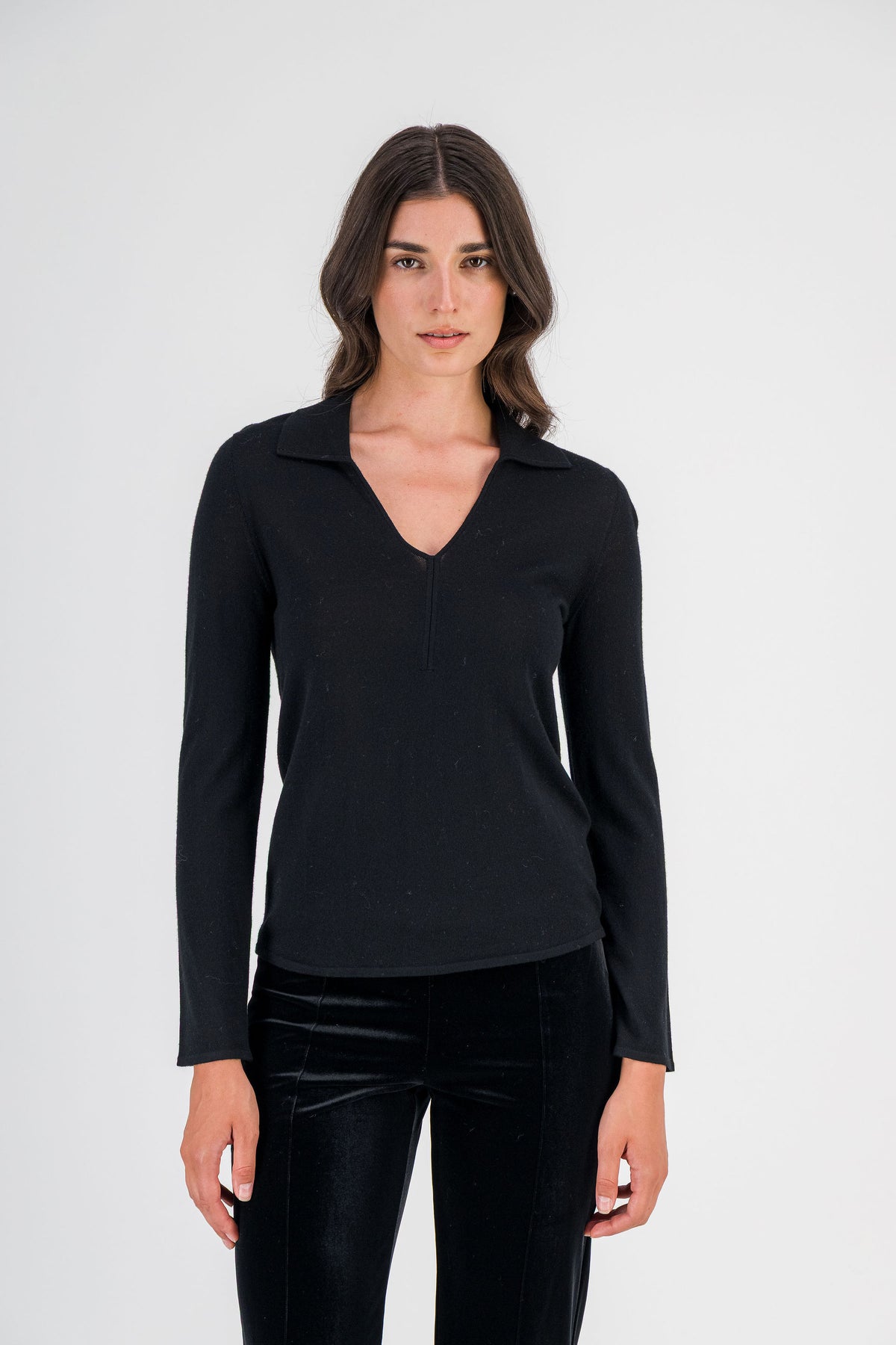Top en mérinos col polo noir