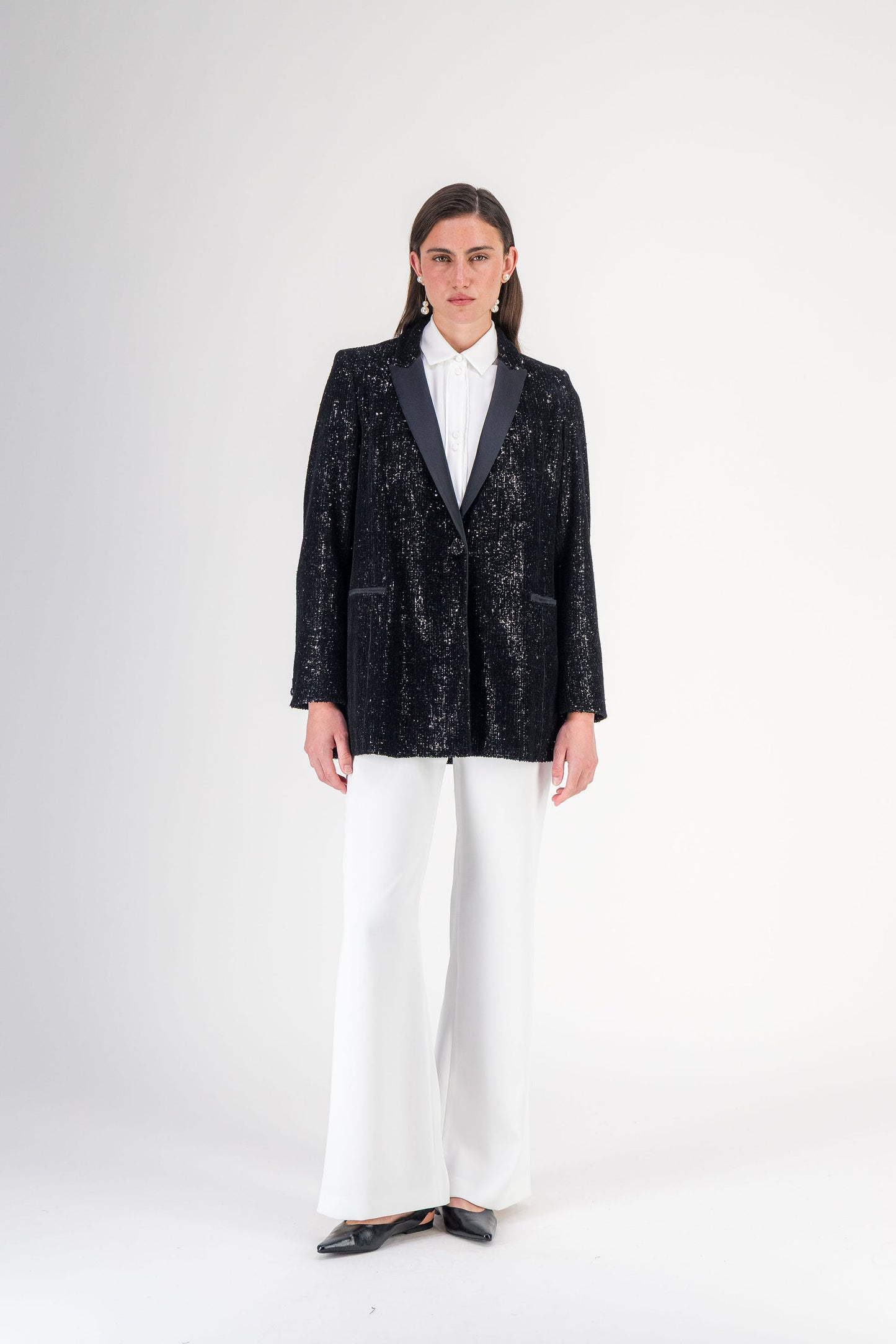 Blazer ajusté à revers crantés en tissu stretch noir
