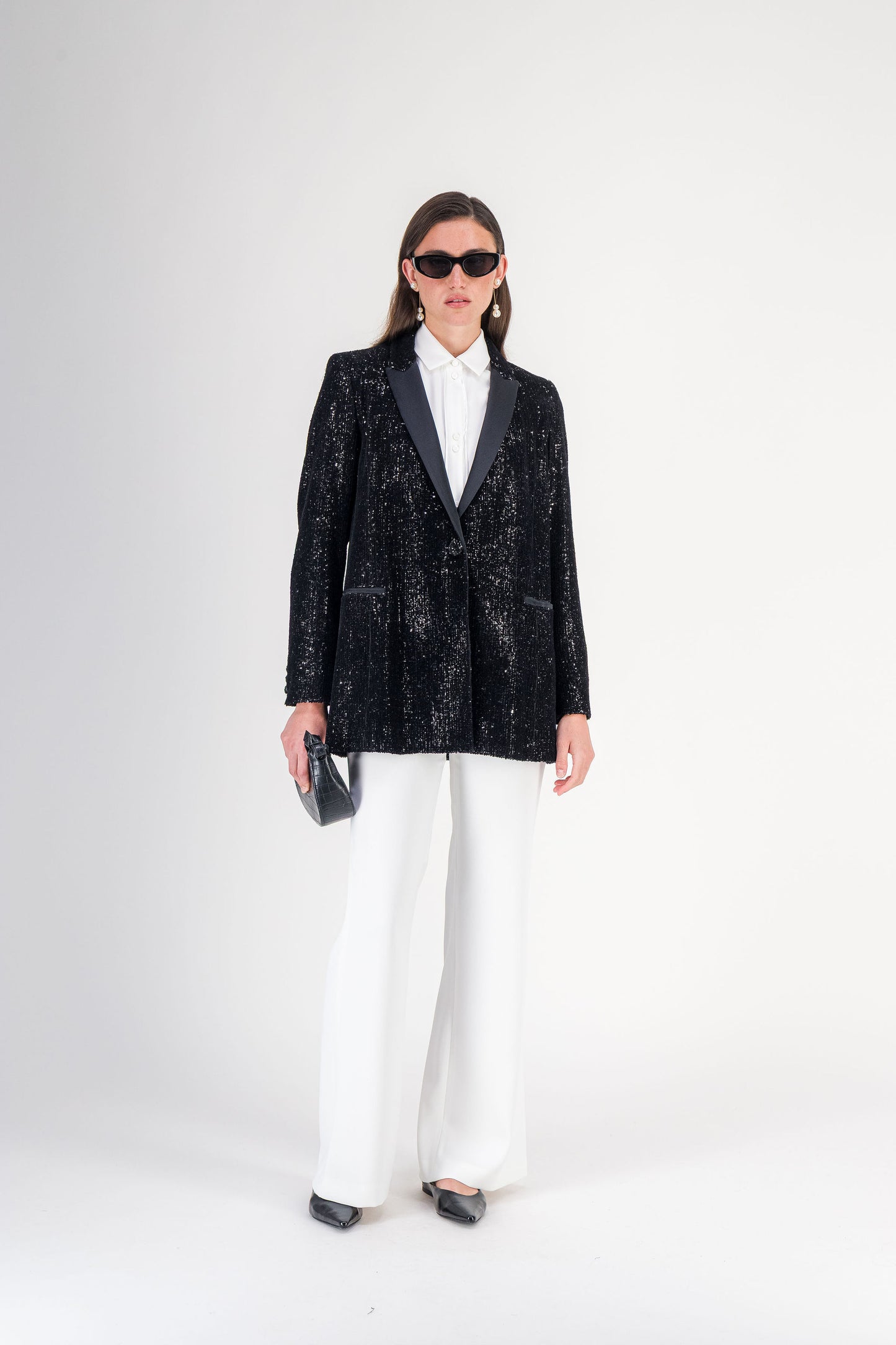 Blazer ajusté à revers crantés en tissu stretch noir