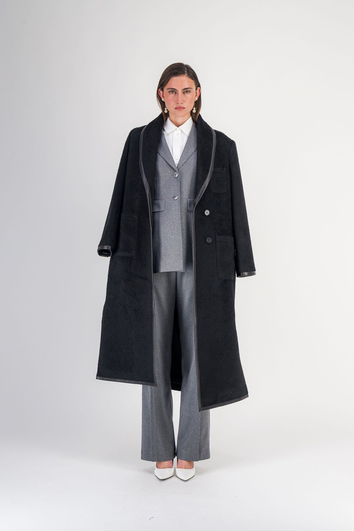 Pantalon droit à plis en laine gris moyen