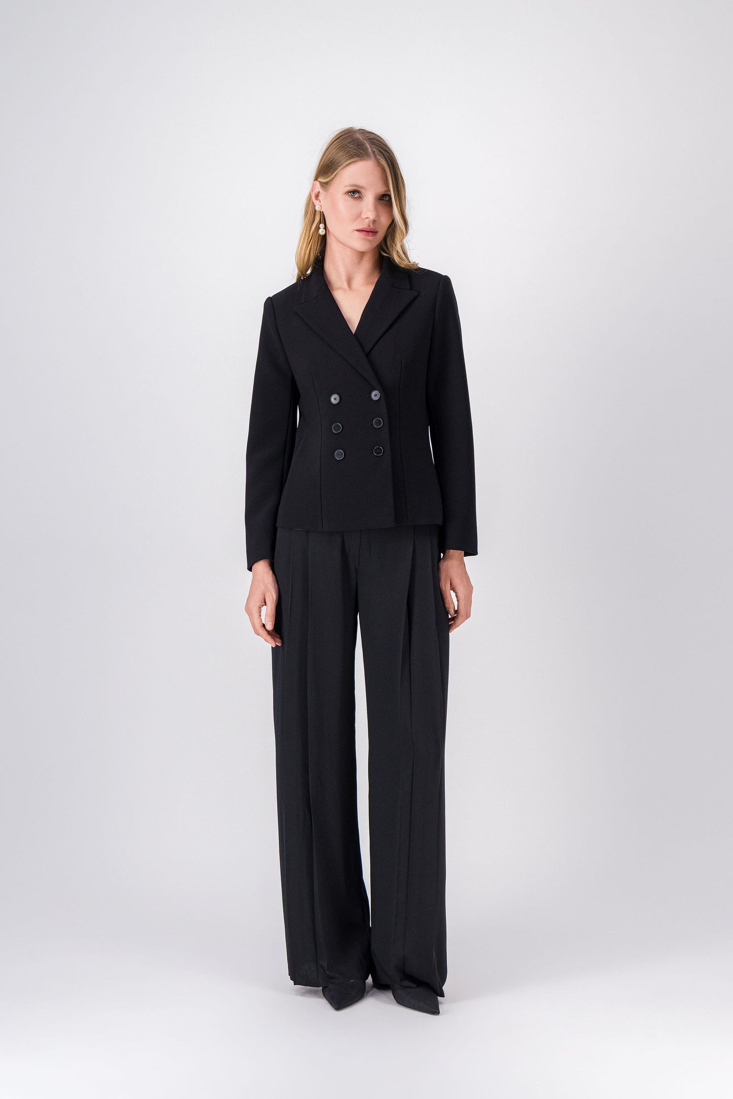 Veste noire croisée à 6 boutons