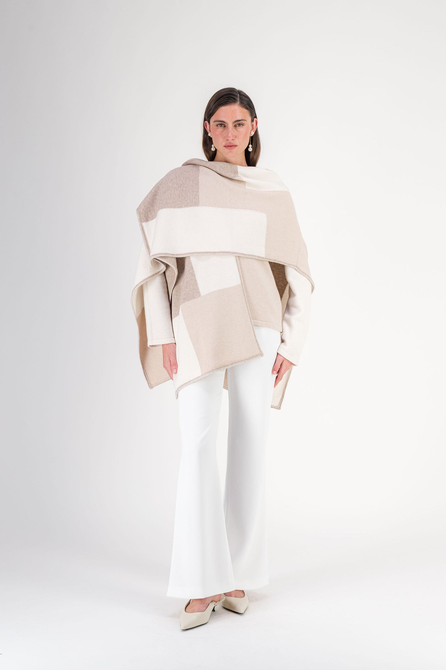 Poncho droit à motif en laine béton