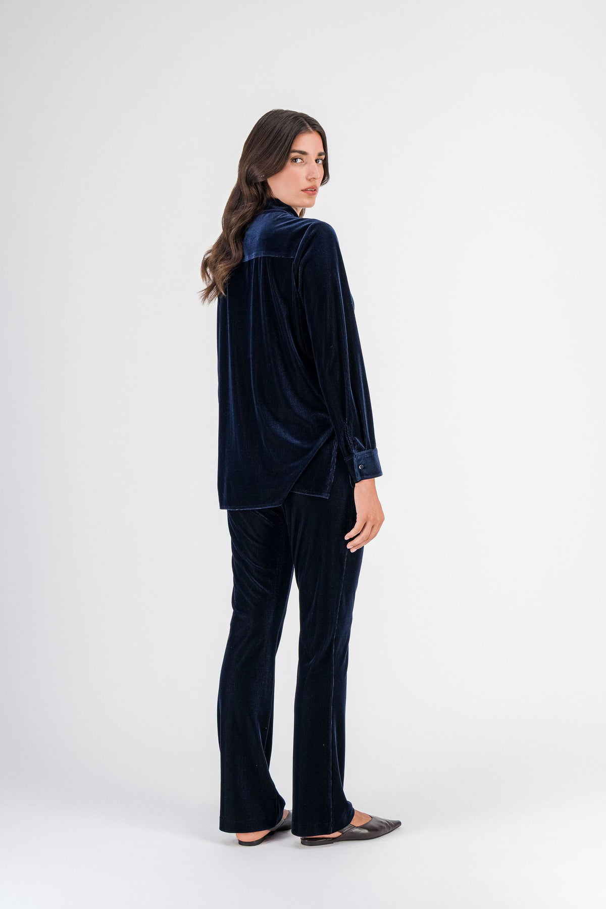Pantalon évasé en velours côtelé marine