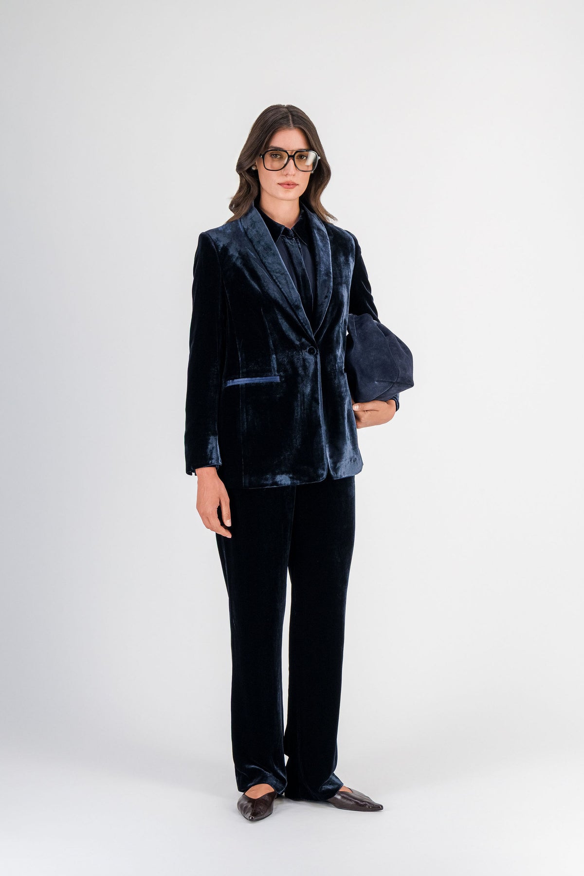 Blazer long en velours de soie marine