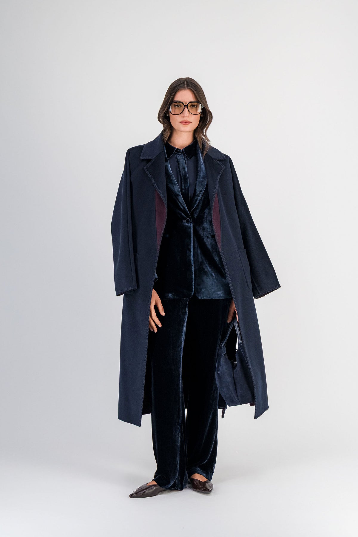 Blazer long en velours de soie marine